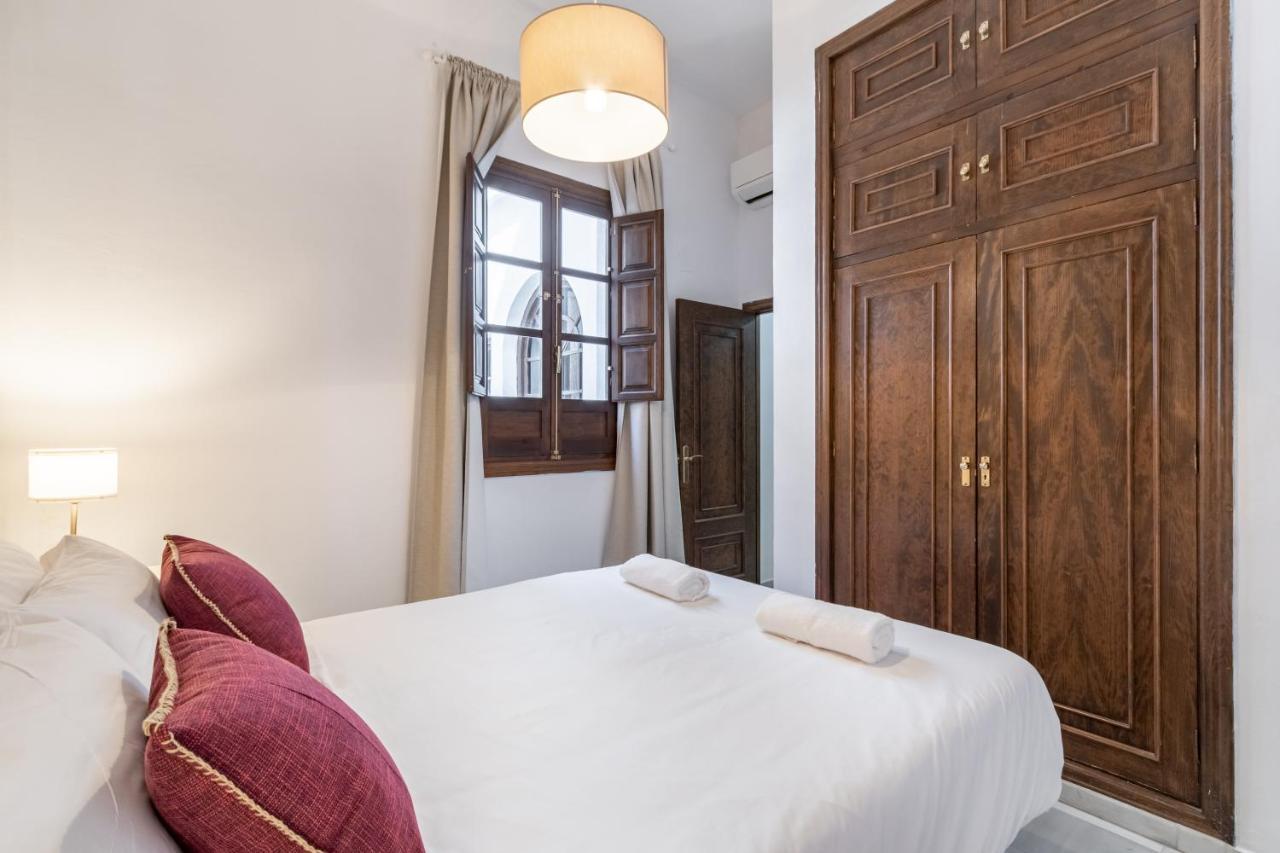 Bns Dauro Suites Granada Exterior foto
